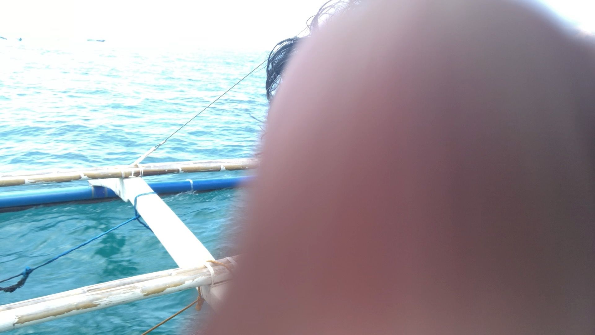 스노쿨림하러 가서 배위에서 찍은 사진